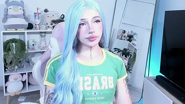 KloeKing   online show from March 2026 03:18:02 PM