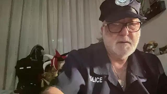 EroticVenetian online show from November 2025 06:51:02 AM