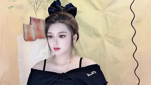 VIWVI online show from October 2025 04:09:02 AM