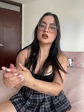 montmariana online show from July 2026 04:53:02 PM