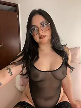 montmariana online show from July 2026 12:09:02 AM
