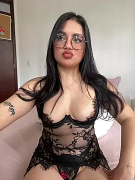 montmariana online show from August 2026 06:13:01 PM