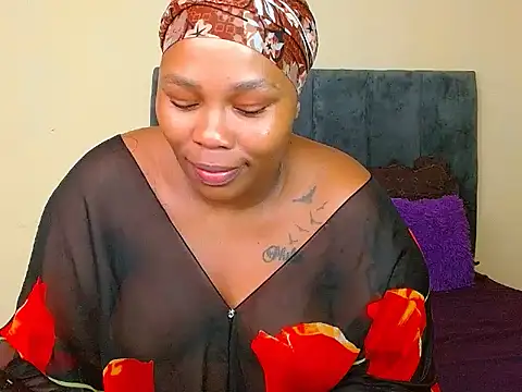 curvycloe1 online show from October 2025 05:16:02 AM