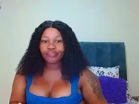 Snapshot of curvycloe1 chatting on November 2025 07:35:02 AM curvycloe1 online show from November 2025 07:35:02 AM