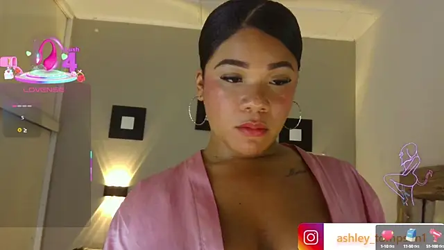 ashley Tompson1 online show from March 2025 06:25:01 PM