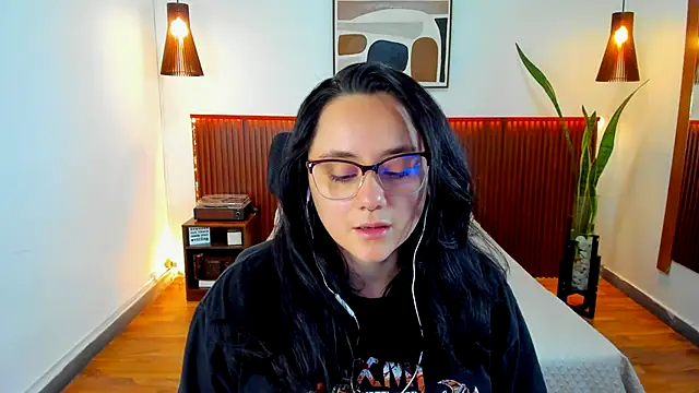 KatherineBond online show from October 2025 07:43:01 PM