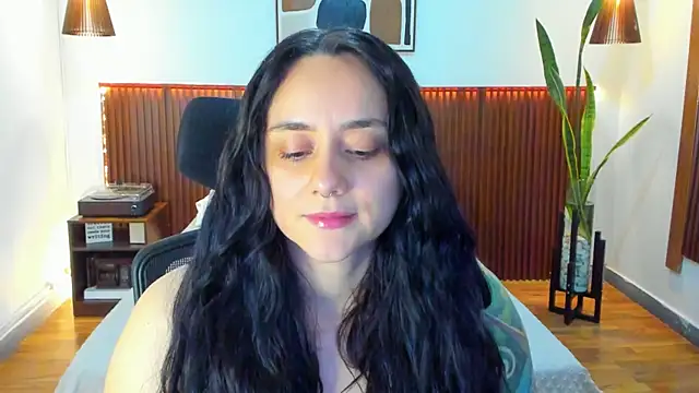 KatherineBond online show from November 2025 07:59:02 PM