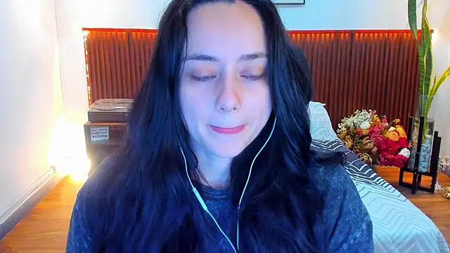 KatherineBond online show from December 2025 06:26:01 PM