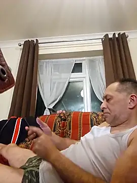 Snapshot of meateater1 chatting on March 2026 11:19:02 PM meateater1 online show from March 2026 11:19:02 PM