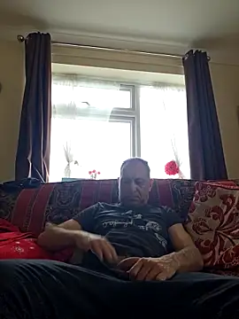 Snapshot of meateater1 chatting on April 2026 10:24:02 AM meateater1 online show from April 2026 10:24:02 AM