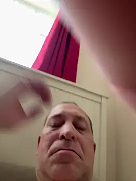 Snapshot of meateater1 chatting on May 2026 08:44:02 AM meateater1 online show from May 2026 08:44:02 AM