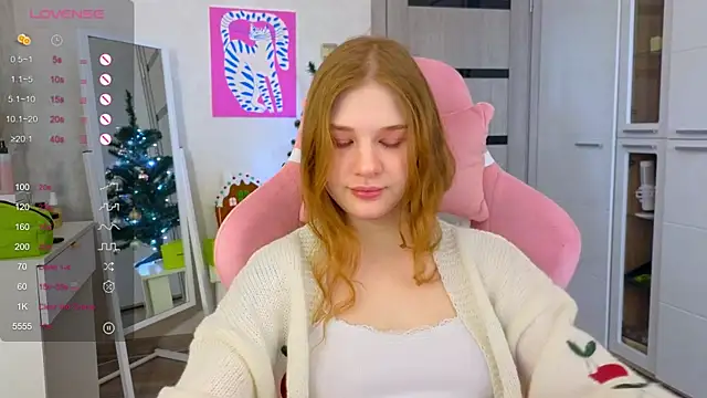 Snapshot of TrissMerigold9 chatting on January 2026 09:00:01 AM TrissMerigold9 online show from January 2026 09:00:01 AM