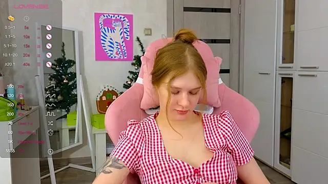 Snapshot of TrissMerigold9 chatting on January 2026 09:36:02 AM TrissMerigold9 online show from January 2026 09:36:02 AM