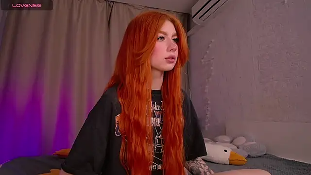 Evaa Moonn  online show from March 2025 11:35:02 PM