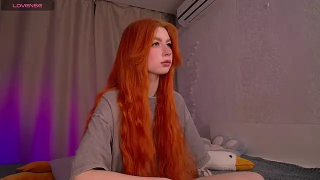 Evaa Moonn  online show from March 2025 02:43:02 AM