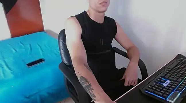 deividcloud36 online show from January 2025 06:35:01 PM