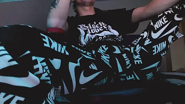 deividcloud36 online show from April 2026 02:26:02 AM