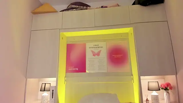 tamaraa smiith online show from February 2026 12:48:02 PM