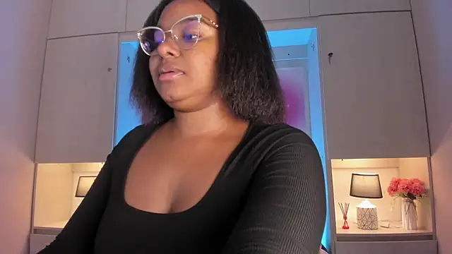 tamaraa smiith online show from May 2026 07:56:02 PM