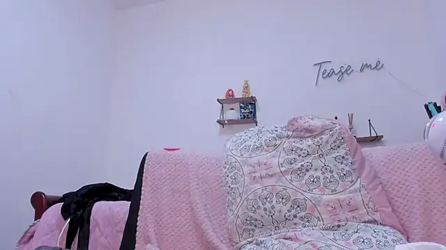 Manuela monroe online show from May 2026 04:59:01 PM