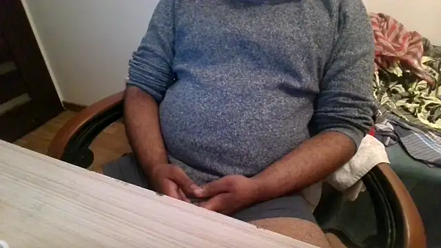 Indianluckyboytits online show from April 2026 10:30:02 PM