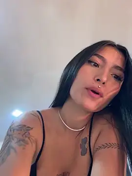 Milena-1 online show from November 2025 10:04:02 AM