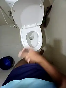 Snapshot of alanjoyoo chatting on January 2025 08:31:01 AM alanjoyoo online show from January 2025 08:31:01 AM