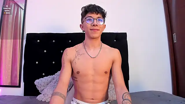 im  thomass online show from December 2024 05:32:01 AM