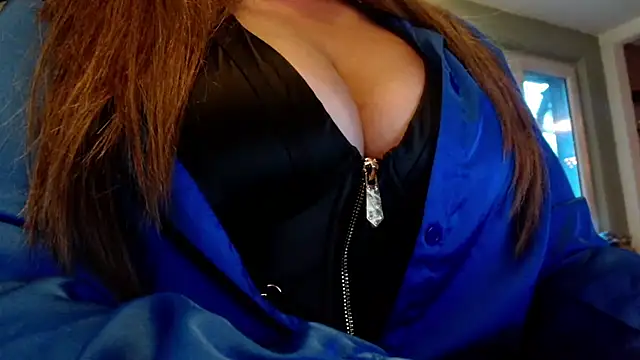 Excited-Julia online show from May 2026 07:04:01 PM