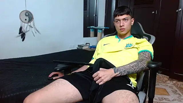 aaron blug online show from February 2025 12:18:01 AM