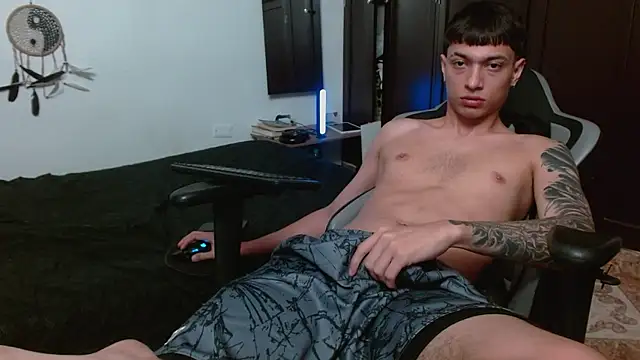 aaron blug online show from September 2025 12:15:01 AM