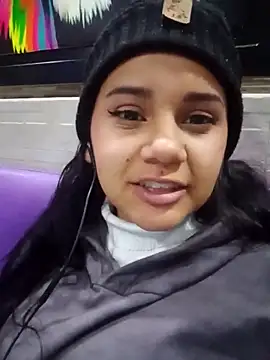 Snapshot of _Miaaleon chatting on February 2025 10:42:01 PM Miaaleon online show from February 2025 10:42:01 PM