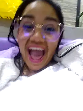 Snapshot of _Miaaleon chatting on March 2025 01:39:01 AM Miaaleon online show from March 2025 01:39:01 AM