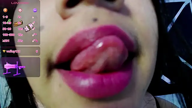 Snapshot of _Miaaleon chatting on March 2025 07:48:02 PM Miaaleon online show from March 2025 07:48:02 PM