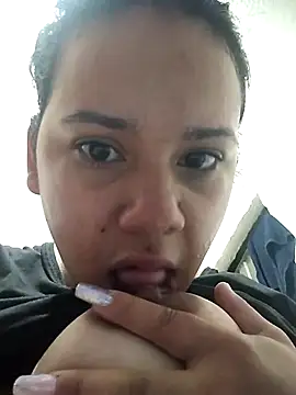 Snapshot of _Miaaleon chatting on September 2025 10:15:01 AM Miaaleon online show from September 2025 10:15:01 AM