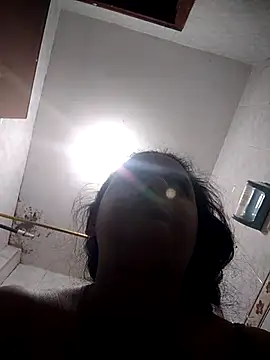 Snapshot of _Miaaleon chatting on November 2025 10:48:02 AM Miaaleon online show from November 2025 10:48:02 AM