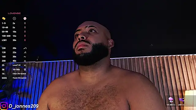 DilanJonnes  online show from October 2025 09:56:01 PM