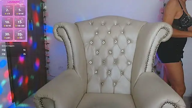 Snapshot of Isabelhot1 chatting on April 2026 08:20:01 PM Isabelhot1 online show from April 2026 08:20:01 PM