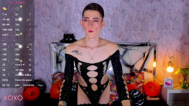 dominic thailor online show from October 2025 01:32:02 PM