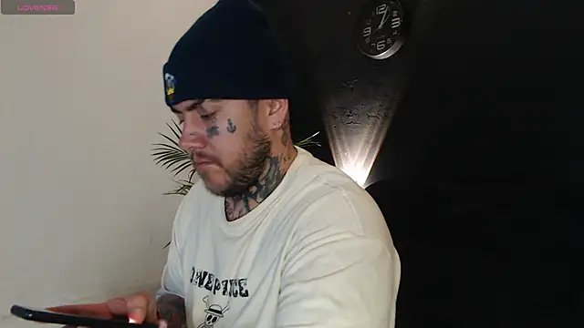 Ash gusbig online show from February 2025 03:06:01 AM