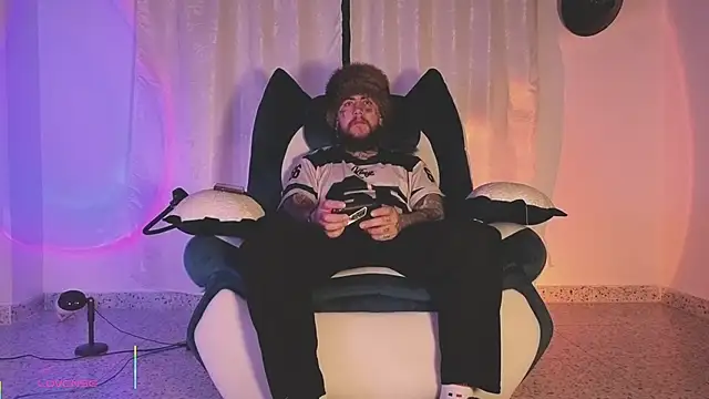 Ash gusbig online show from May 2026 03:02:01 AM