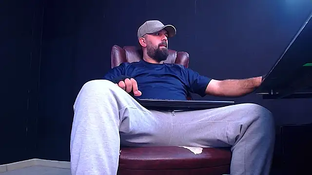 JackEthann online show from September 2025 05:07:01 AM