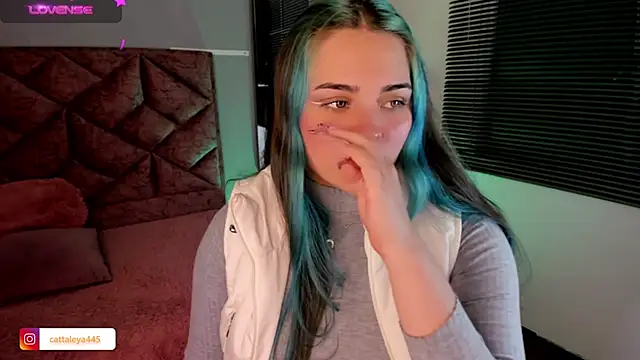 cattaleya    online show from January 2025 04:08:02 AM