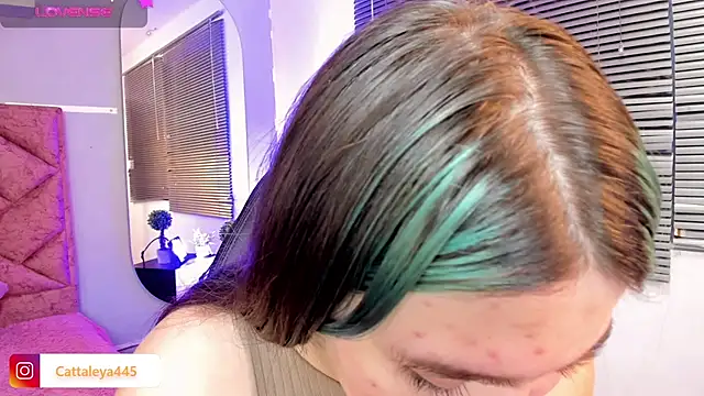 cattaleya    online show from February 2025 06:44:02 AM