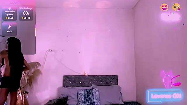 carolinemiller7 online show from March 2026 05:18:01 AM