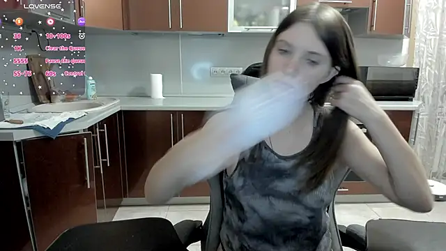 Snapshot of _BondiXUrban_ chatting on December 2025 04:47:02 PM BondiXUrban online show from December 2025 04:47:02 PM