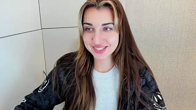 Summmmersky online show from January 2025 02:19:02 PM