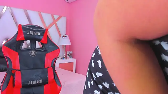 AnngelaSkye online show from January 2025 10:32:01 AM