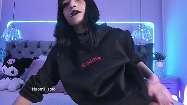 Snapshot of Naomii_Soto chatting on January 2025 01:53:01 PM Naomii Soto online show from January 2025 01:53:01 PM