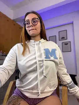 Snapshot of Miss-Abbii chatting on February 2025 11:16:01 PM Miss-Abbii online show from February 2025 11:16:01 PM